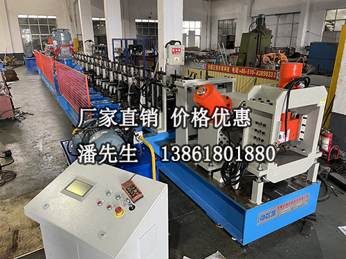 車廂板設備軋輥的特點